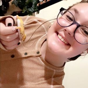 Meet your Posher, Larkyn